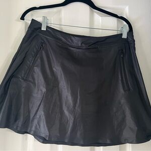 G/Fore Women’s Medium 17 inch 4-Way Effortless Onyx Golf/Tennis Skort